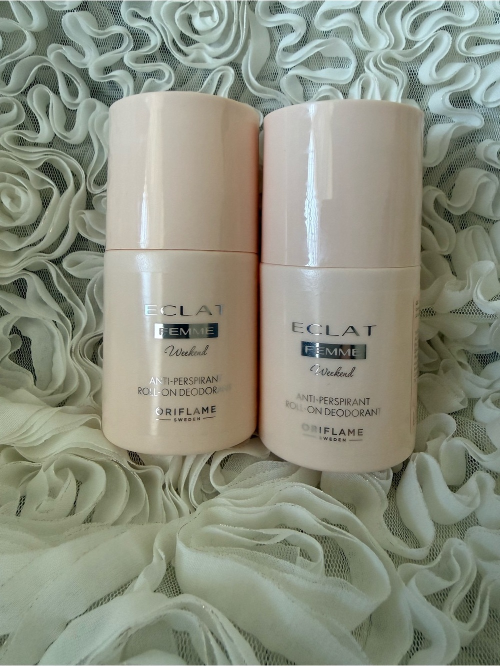 BNWT! Oriflame Eclat Femme Weekend Anti-Perspirant Roll-On Deodorant💕